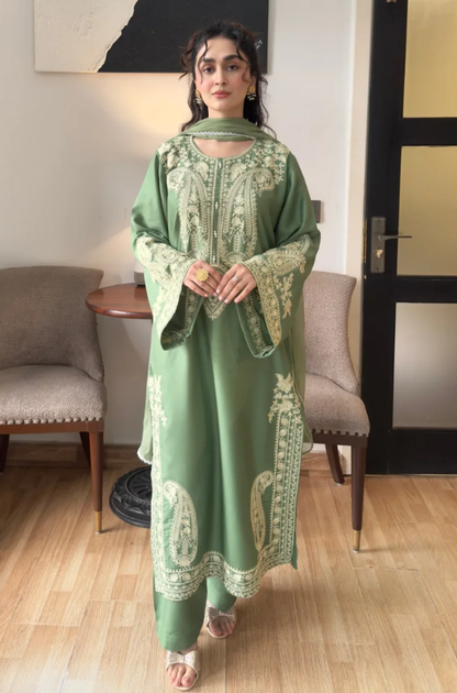 BATIK 3-PIECE LAWN EMBROIDERED SUIT WITH EMBROIDERED DUPATTA & TROUSER.