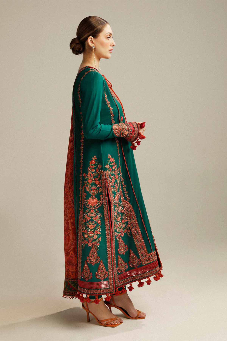 HUSSAIN REHAR 3-PIECE LAWN HEAVY EMBROIDERED DRESS WITH PRINTED VOIL DUPATTA & EMBROIDERED TROUSER.