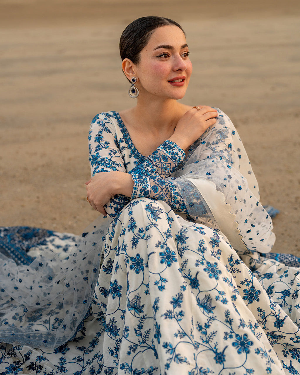 FAIZA SAQLAIN-FROCK 3PC LAWN EMBROIDERED SHIRT WITH NET EMBROIDERED DUPATTA AND TROUSER.