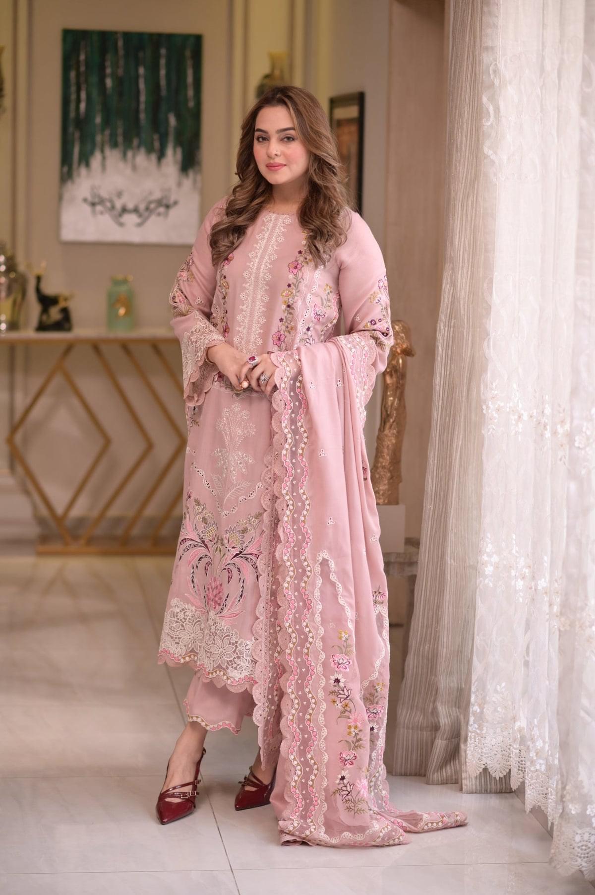 ANEELAS 3-PIECE LAWN CHIKAN EMBROIDERED DRESS WITH EMBROIDERED DUPATTA & TROUSER.