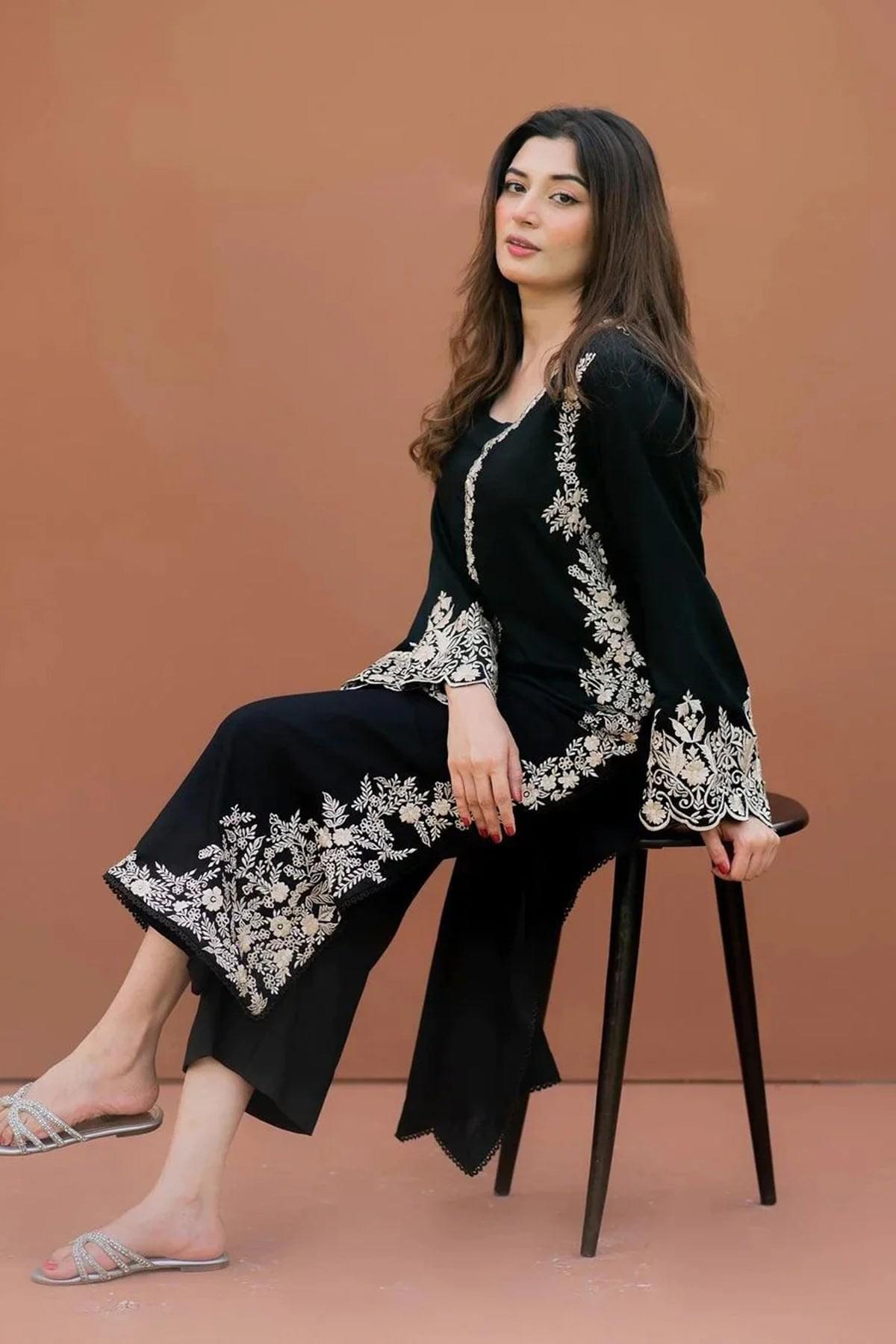 LAJWANTI 2-PIECE LAWN EMBROIDERED SHIRT WITH ELEGANT EMBROIDERED SLEEVES.