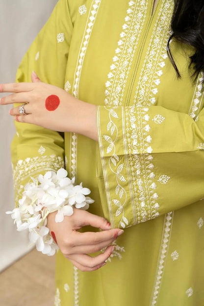 URGE 3-PIECE LAWN EMBROIDERED DRESS WITH PRINTED VOIL DUPATTA & EMBROIDERED TROUSER.